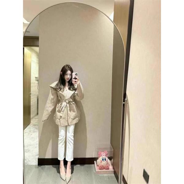 2025年秋冬最新のトレンド フェンディ コートコピー FENDI  防寒とおしゃれを両立させるコーデ_ブランド コピー 激安(日本最大級)