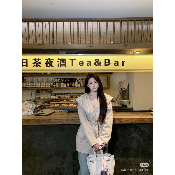 2025年秋冬最新のトレンド フェンディ コートコピー FENDI  防寒とおしゃれを両立させるコーデ_ブランド コピー 激安(日本最大級)