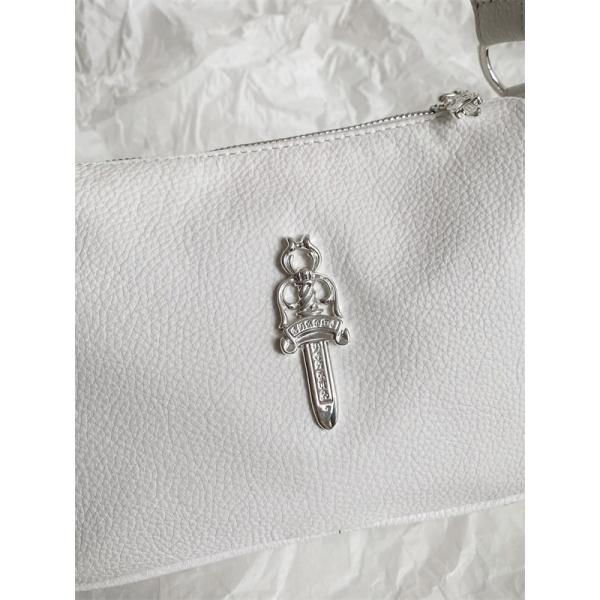 目立つ赤色のクロムハーツショルダーバッグコピーChrome Hearts 2025人気定番レディースブランド コピー 激安(日本最大級)