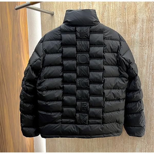 限定セールお買い得モンクレール スーパー コピー防水効果軽い防風防寒性高いダウンジャケットシルバーかっこいい