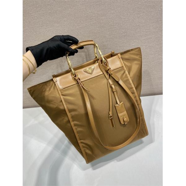 上品な印象を与えるPRADA プラダトートバッグコピー　程よい光沢レディーススーパーコピーブランド激安通販 専門店