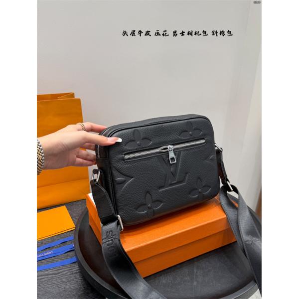 ルイ ヴィトンショルダーバッグ_ブランド コピー  LOUIS VUITTON 毎日のおでかけが楽しむ激安(日本最大級)