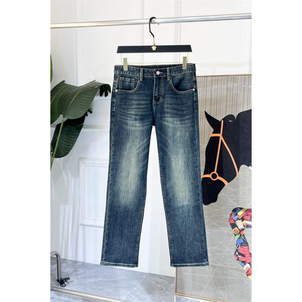 2025冬の新作も！今年流行りの新作アイテム MONCLER モンクレール デニムパンツスーパーコピーブランド激安通販 専門店