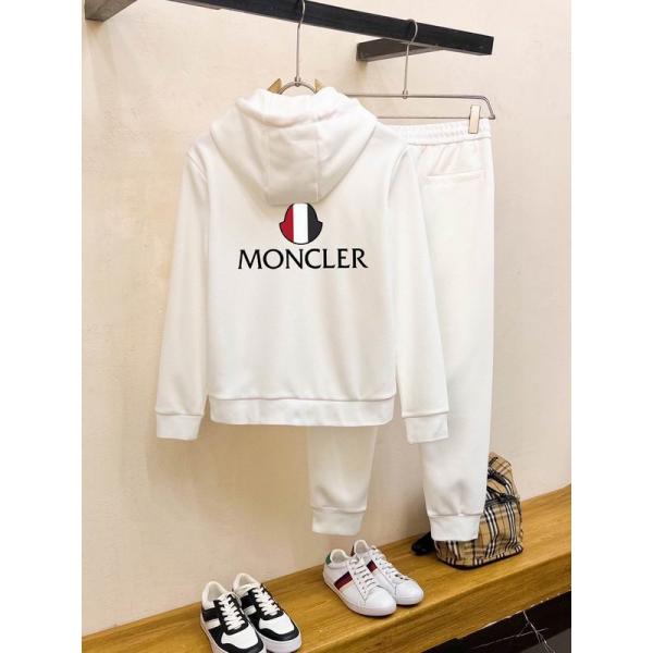 洗練された印象MONCLERモンクレールセットアップ偽物メンズブラックのフード付きスーパーコピーブランド激安通販 専門店