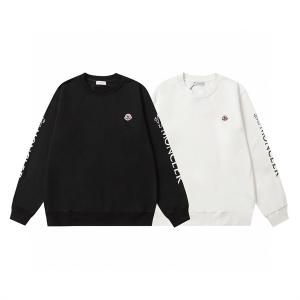 モンクレール スーパーコピー パーカー ロゴライン アーバン モダン クリーン MONCLER