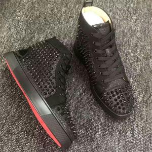 Christian Louboutin 偽物 ラグジュアリー スタイリッシュ スタッズ ハイカットスニーカー クリスチャンルブタン