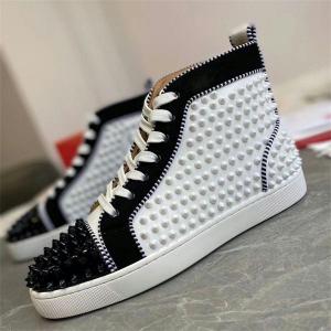 Christian Louboutin コピー モノトーン クラシック スタッズ ハイカットスニーカー クリスチャンルブタン