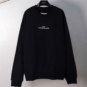 マルジェラ コピー トレーナー 反転ロゴ ミニマル クラシック デザイン Maison Margiela