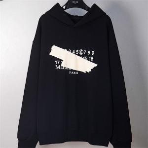 Maison Margiela 偽物 パーカー テープロゴ デザイン カレンダープリント ブラック マルジェラ
