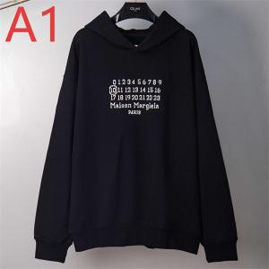 Maison Margiela スーパーコピー パーカー カレンダーロゴ シンプル モード スタイル マルジェラ