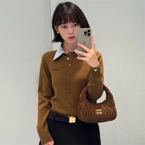 ミュウミュウ スーパーコピー カーディガン ロゴ刺繍 ベーシック ブラウン Miu Miu