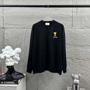 AMI PARIS 偽物 スウェット フレッシュ カジュアル イエローロゴ クルーネック アミ パリス