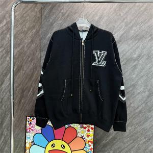 ルイヴィトン 偽物 クラシック 上質  溢れる ブラック フーディー パーカー LOUIS VUITTON
