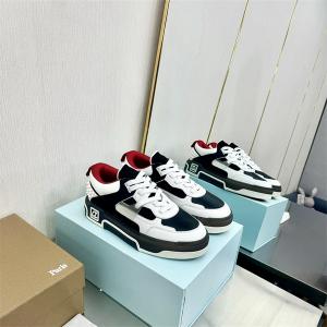 CHRISTIAN LOUBOUTIN コピー スニーカー クラシック モダン ローカット レザースポーツ クリスチャンルブタン