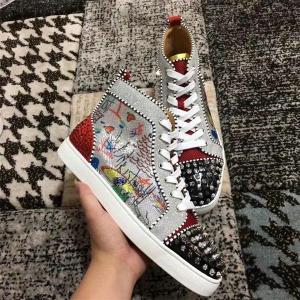 クリスチャンルブタン 偽物 ハイカット スニーカー グラマラス パンク スタッズ カラー CHRISTIAN LOUBOUTIN