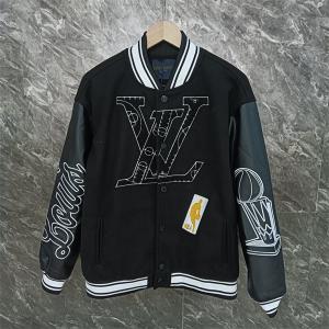 ルイヴィトン スーパーコピー モダン 重厚感 ブラック レザースリーブ ジャケット LOUIS VUITTON