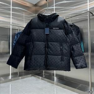 LOUIS VUITTON コピー クラシック ブラック モノグラム ダウンジャケット フード付き ルイヴィトン