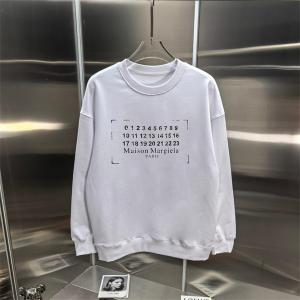 Maison Margiela コピー パーカー 数字ロゴ クラシック スタイリッシュ メゾンマルジェラ