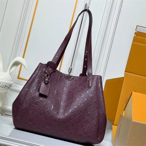 ルイヴィトン 偽物 クラシック 洗練 モノグラム レザー トートバッグ LOUIS VUITTON