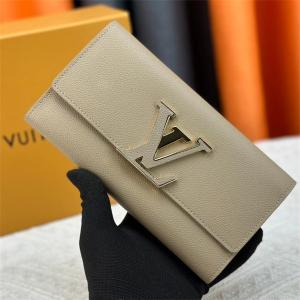 ルイヴィトン スーパーコピー エレガント 可憐 ピンク LVロゴ 長財布 トレンド LOUIS VUITTON