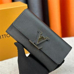 ルイヴィトン スーパーコピー エレガント 可憐 ピンク LVロゴ 長財布 トレンド LOUIS VUITTON