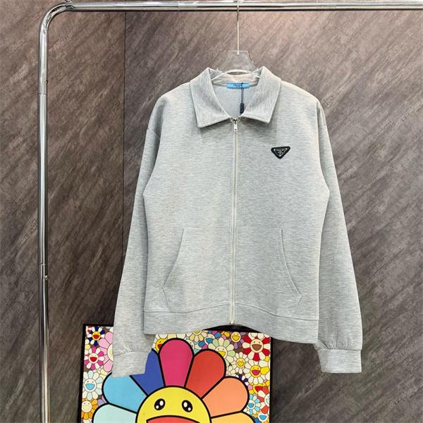 プラダ 偽物 ジップパーカー シンプル モダン グレー 高品質 おしゃれ 素敵 PRADA