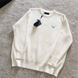 プラダ スーパーコピー ニットセーター シック エレガント シンプル ブラック N級品 PRADA