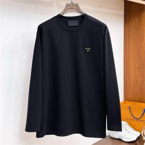 PRADA 偽物 長袖Tシャツ レッドロゴ 限定風 スタイリッシュ 着心地抜群 売れ筋 プラダ