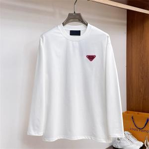 プラダ スーパーコピー 長袖Tシャツ ブラックエンブレム クラシック デザイン PRADA