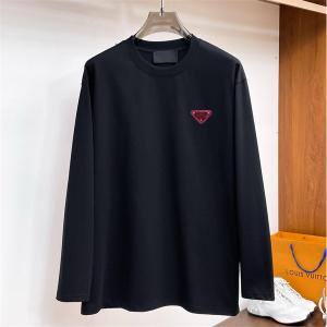 プラダ スーパーコピー 長袖Tシャツ ブラックエンブレム クラシック デザイン PRADA