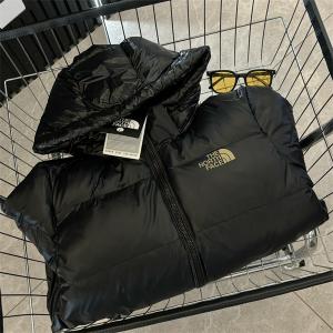  ザノースフェイス スーパーコピー ダウンジャケット 上品 光沢感 高級感 ブラックロゴ THE NORTH FACE