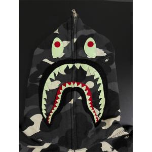 A BATHING APE コピー 激安 BAPE シャークパーカー Shark Full Zip Hoodie メンズ カモフラ 迷彩 ブラック ストリートファッション 人気アイテム