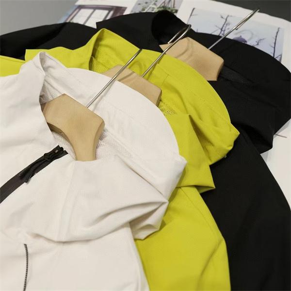 ノースフェイス コピー ジャケット ウィンドブレーカー モダン 軽量 防水 ホワイト THE NORTH FACE