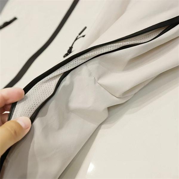 ノースフェイス コピー ジャケット ウィンドブレーカー モダン 軽量 防水 ホワイト THE NORTH FACE