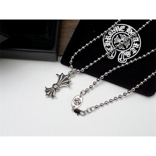 クロムハーツ 偽物 精緻 気品 シルバーネックレス クラシッククロス ペンダント CHROME HEARTS