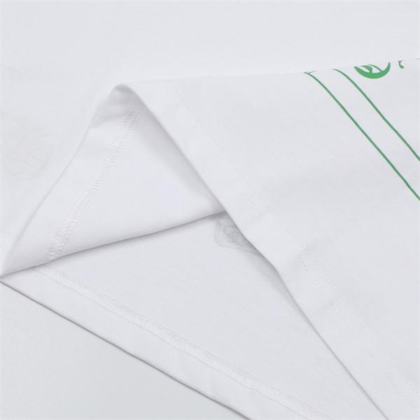 クロムハーツ 偽物 フレッシュ グラフィカル 長袖Tシャツ Aoyamaロゴプリント CHROME HEARTS