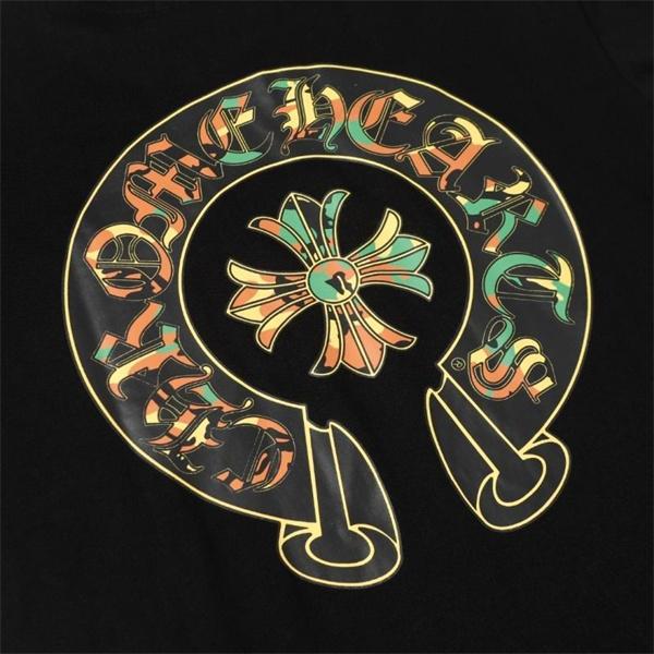 CHROME HEARTS コピー エネルギッシュ ポップアート風 長袖Tシャツ マルチカラーロゴ クロムハーツ