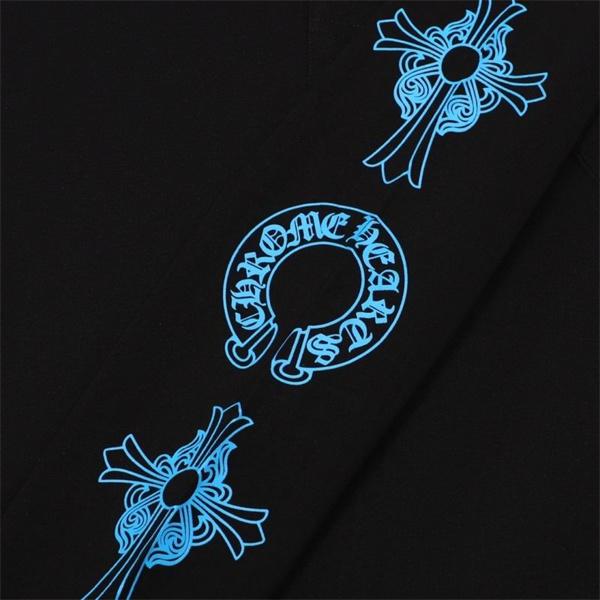 CHROME HEARTS スーパーコピー クールライト ブルーアクセント 長袖Tシャツ クロスプリントデザイン クロムハーツ