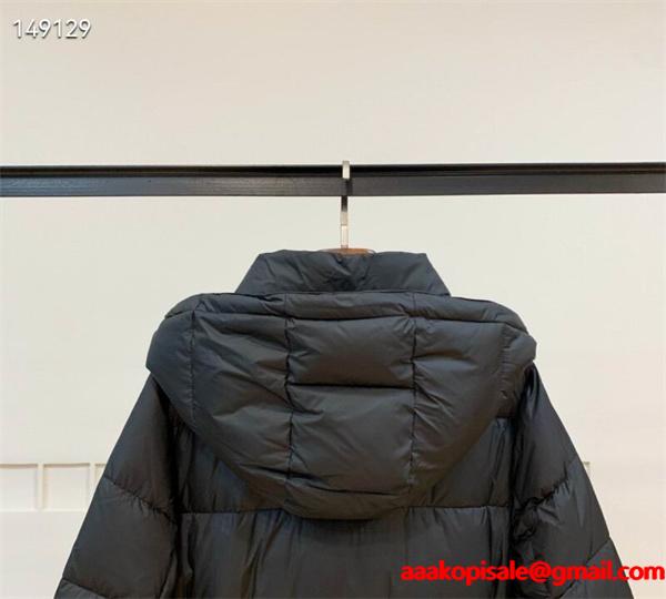 カナダグース Canada Goose 2025秋冬 アイボリー 優雅ロングダウンコート スーパーコピー