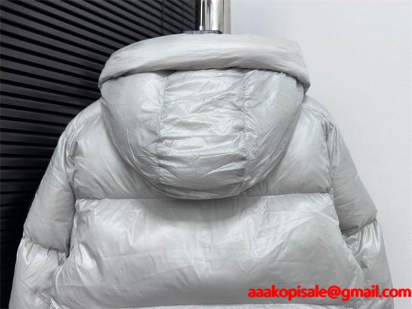 グレー 2025秋冬 シンプルファー ダウンジャケット スーパーコピー カナダグース Canada Goose