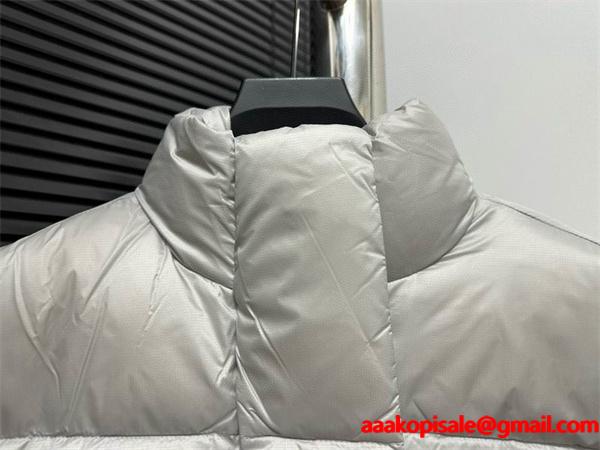 カナダグース Canada Goose レッド 2025秋冬 華やかファー ダウンジャケット スーパーコピー