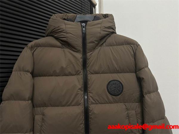 カナダグース Canada Goose 高品質 ブラック 2025秋冬 ショートダウンジャケット スーパーコピー