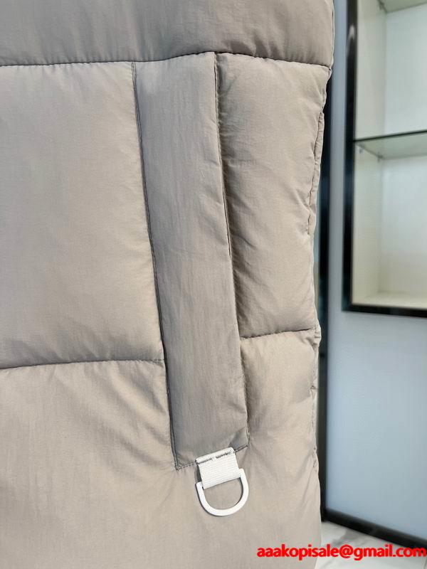  上品 グレー 2025秋冬 ダウンベスト コピー 人気急上昇アイテム カナダグース Canada Goose