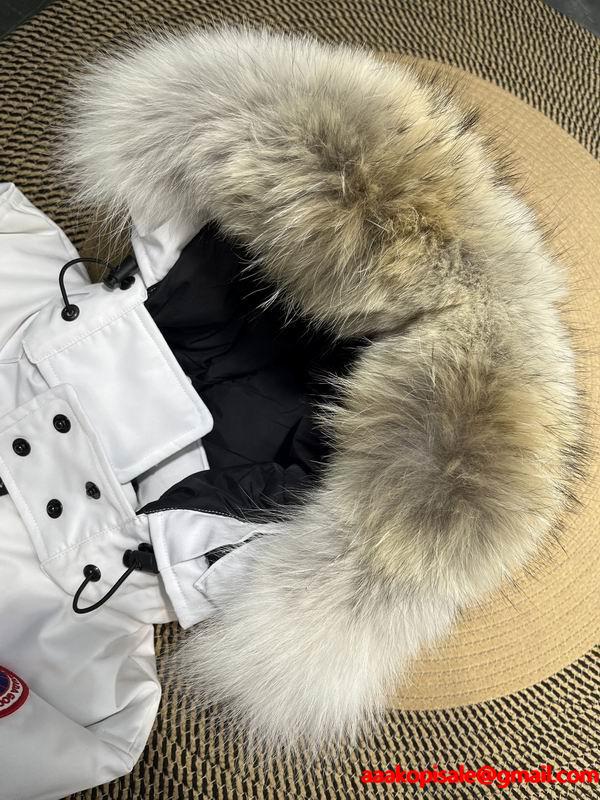 2025秋冬 ダークグレー ファーフード防寒ショートダウン カナダグース Canada Goose コピー