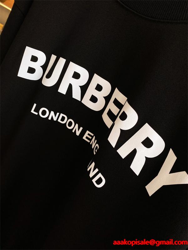 Burberry 白黒 2 色 秋冬定番 バーバリーコピーパーカー ホールド付き 最新コレクション