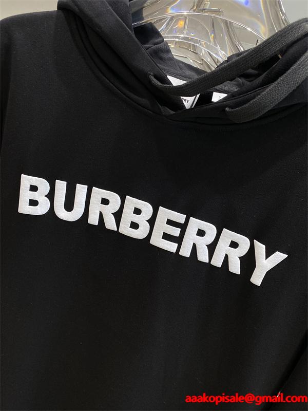 白黒 2 色 秋冬でも快適 バーバリーコピーロン T パーカー シンプル上品 Burberry