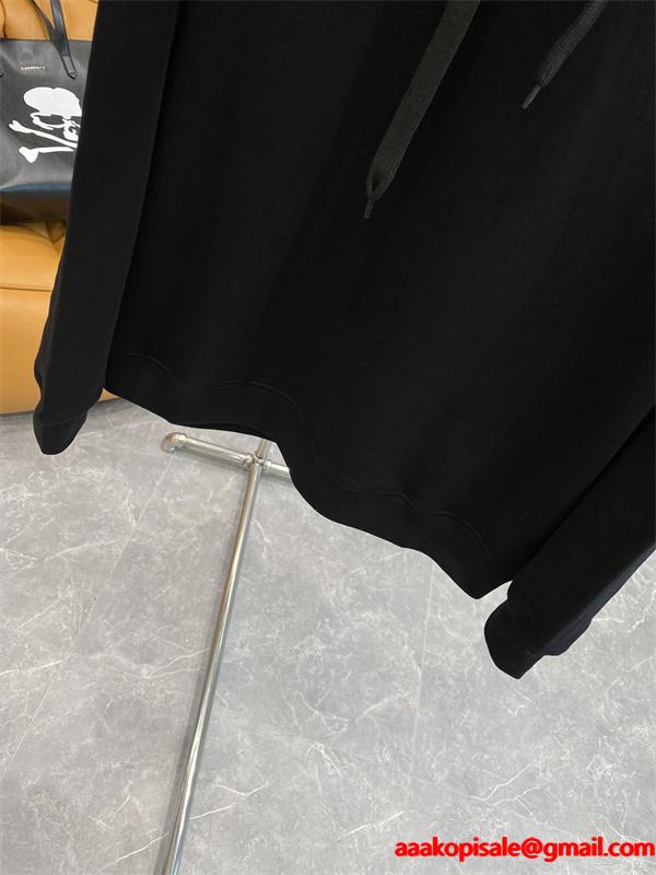 白黒 2 色 秋冬でも快適 バーバリーコピーロン T パーカー シンプル上品 Burberry