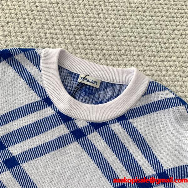 赤色格子柄デザイン 秋冬アクティブ注目 Burberry バーバリー コピー クルーネックニット クオリティ 季節限定モデル