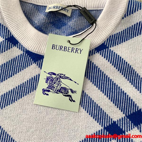 赤色格子柄デザイン 秋冬アクティブ注目 Burberry バーバリー コピー クルーネックニット クオリティ 季節限定モデル