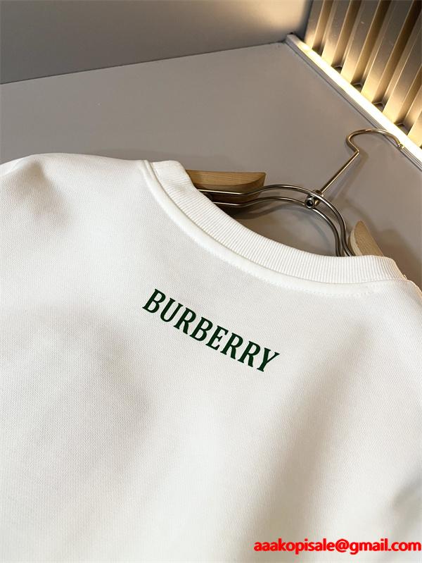Burberry 黒色緑ロゴアクセント 2025秋冬定番ファッション バーバリー コピー パーカー 日常使い万能